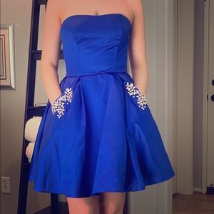 Short homecoming dress